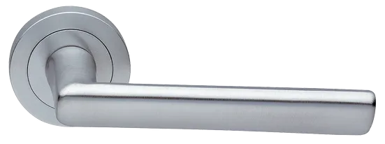 Ручка дверная STELLA R2 CSA раздельная на круглой розетке, цвет матовый хром, латунь фото купить Актобе (Актюбинск)